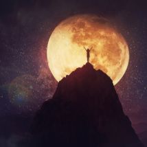 Dreamers and the full moon